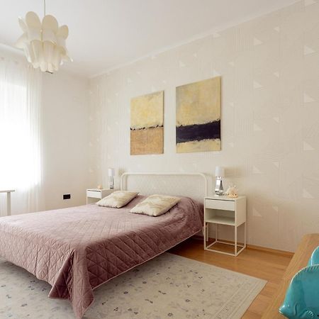 Large Two Bedroom Family App - Free Parking リュブリャナ エクステリア 写真