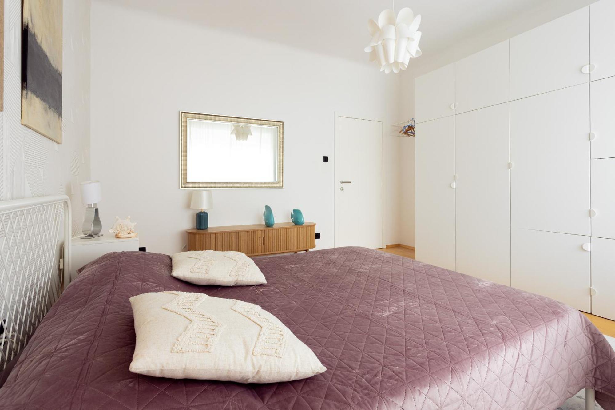 Large Two Bedroom Family App - Free Parking リュブリャナ エクステリア 写真